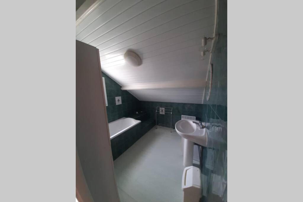 Appartement Calme En Pleine Campagne Malaussanne Exterior photo